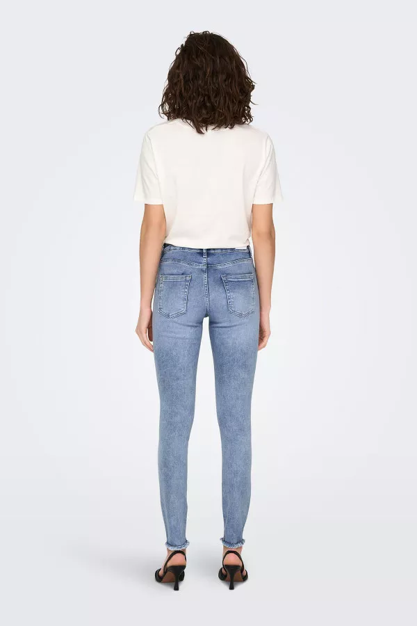 Jean skinny modèle 5 poches en coton stretch BLUSH Only