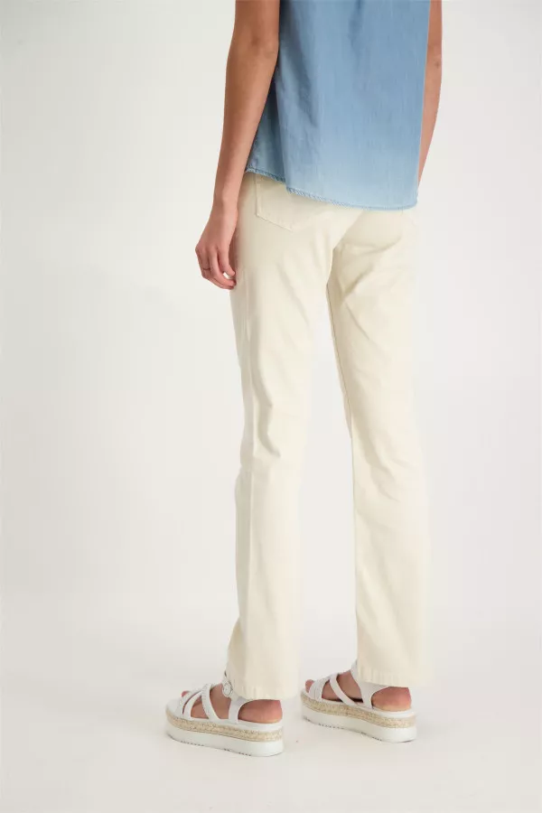 Pantalon uni en coton stretch modèle 5 poches Signe Nature