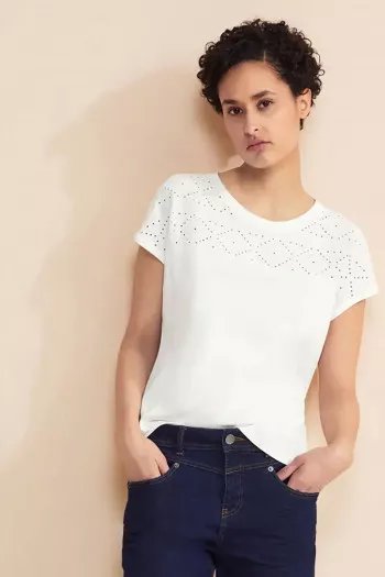 T-shirt uni avec broderie anglaise Street One