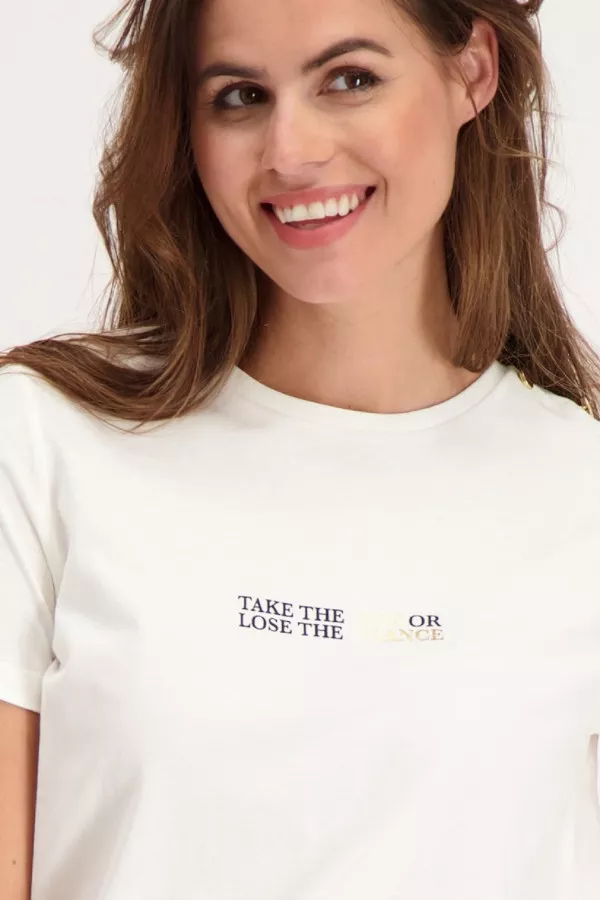 T-shirt uni avec boutons décoratifs et impression GITA Vero Moda